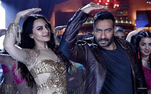 Still from Bollywood film, Total Dhamaal ft. Sonakshi Sinha and Ajay Devgn